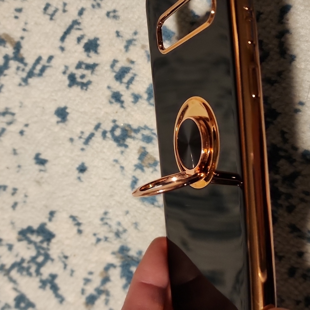 Phone case - Picture 5 of 7